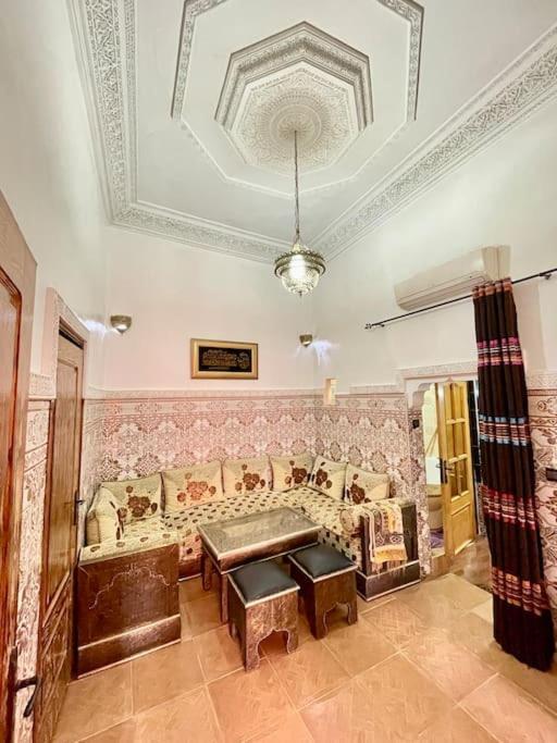 Sherifa House Marrakesh Buitenkant foto