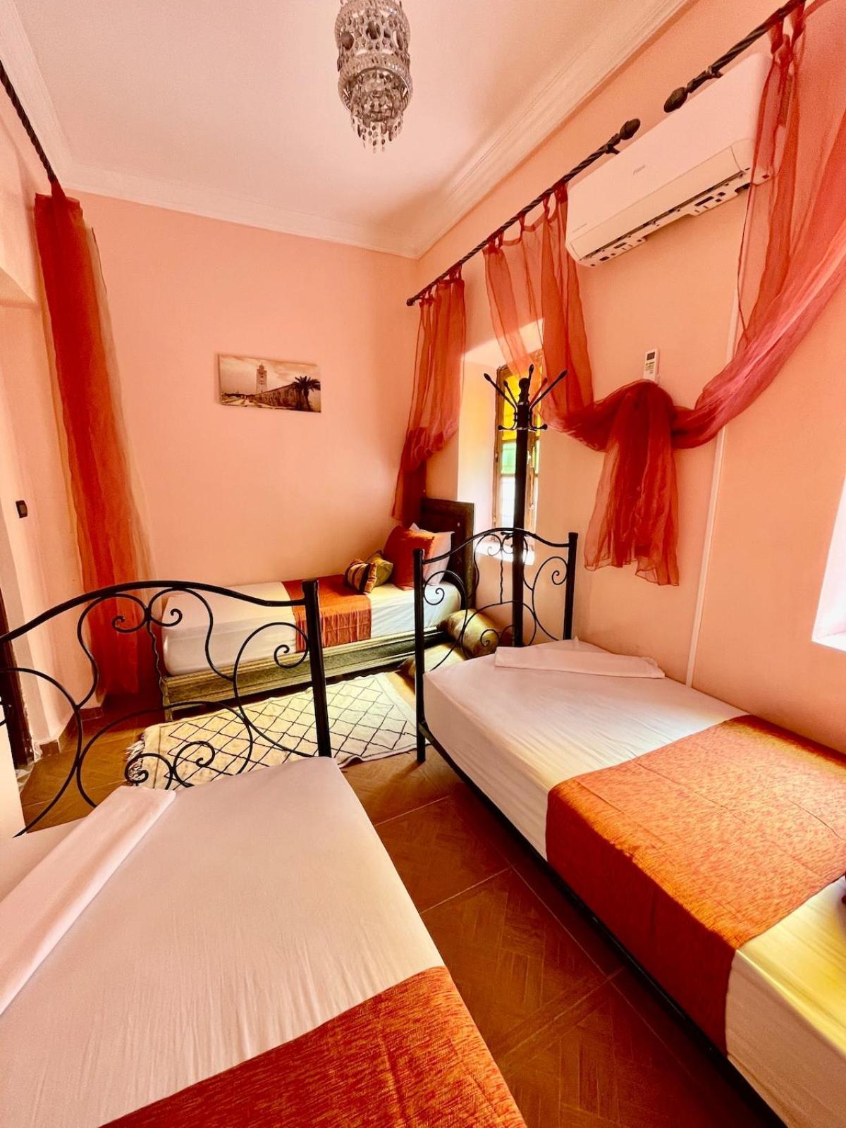 Sherifa House Marrakesh Buitenkant foto