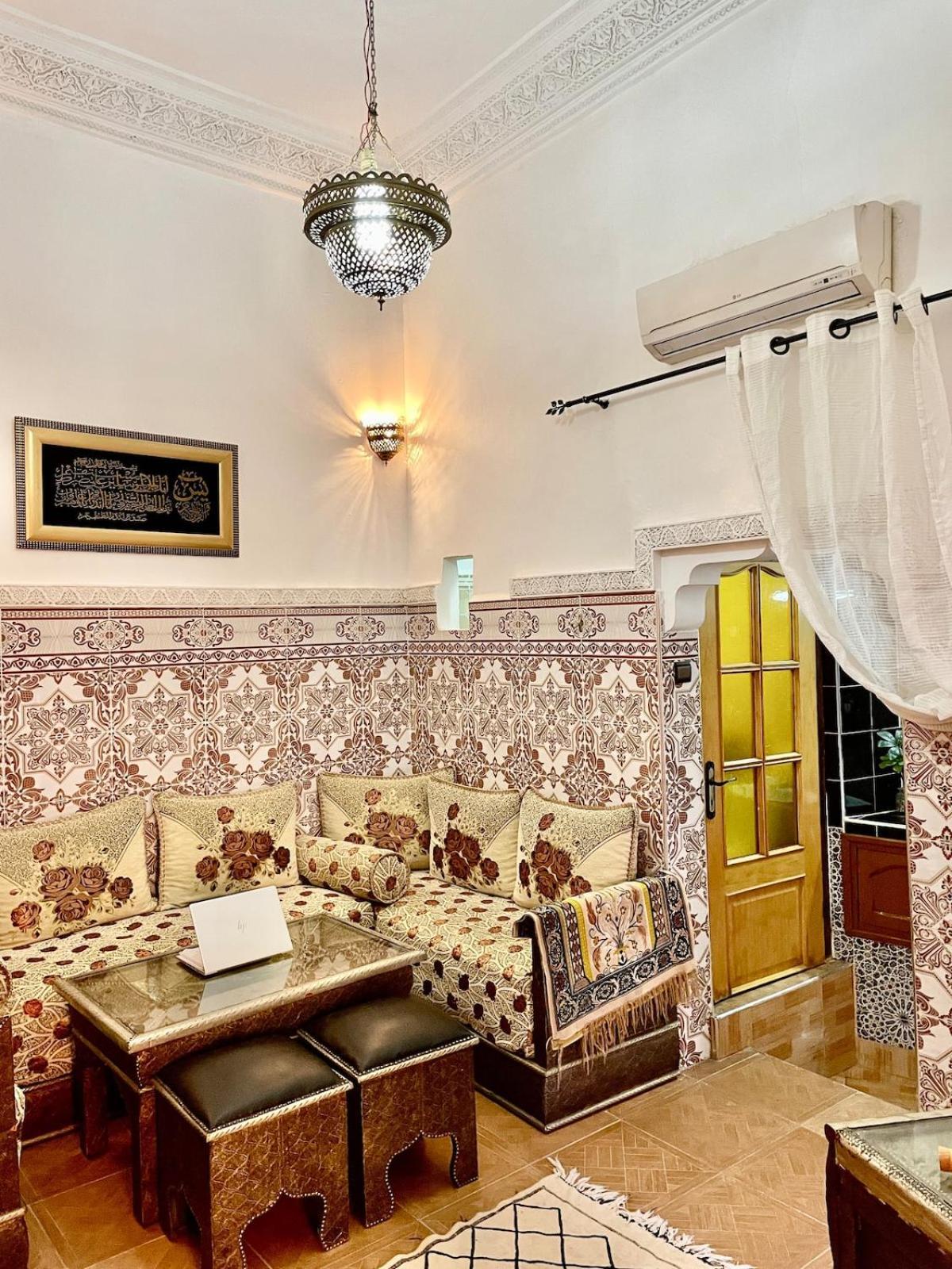 Sherifa House Marrakesh Buitenkant foto